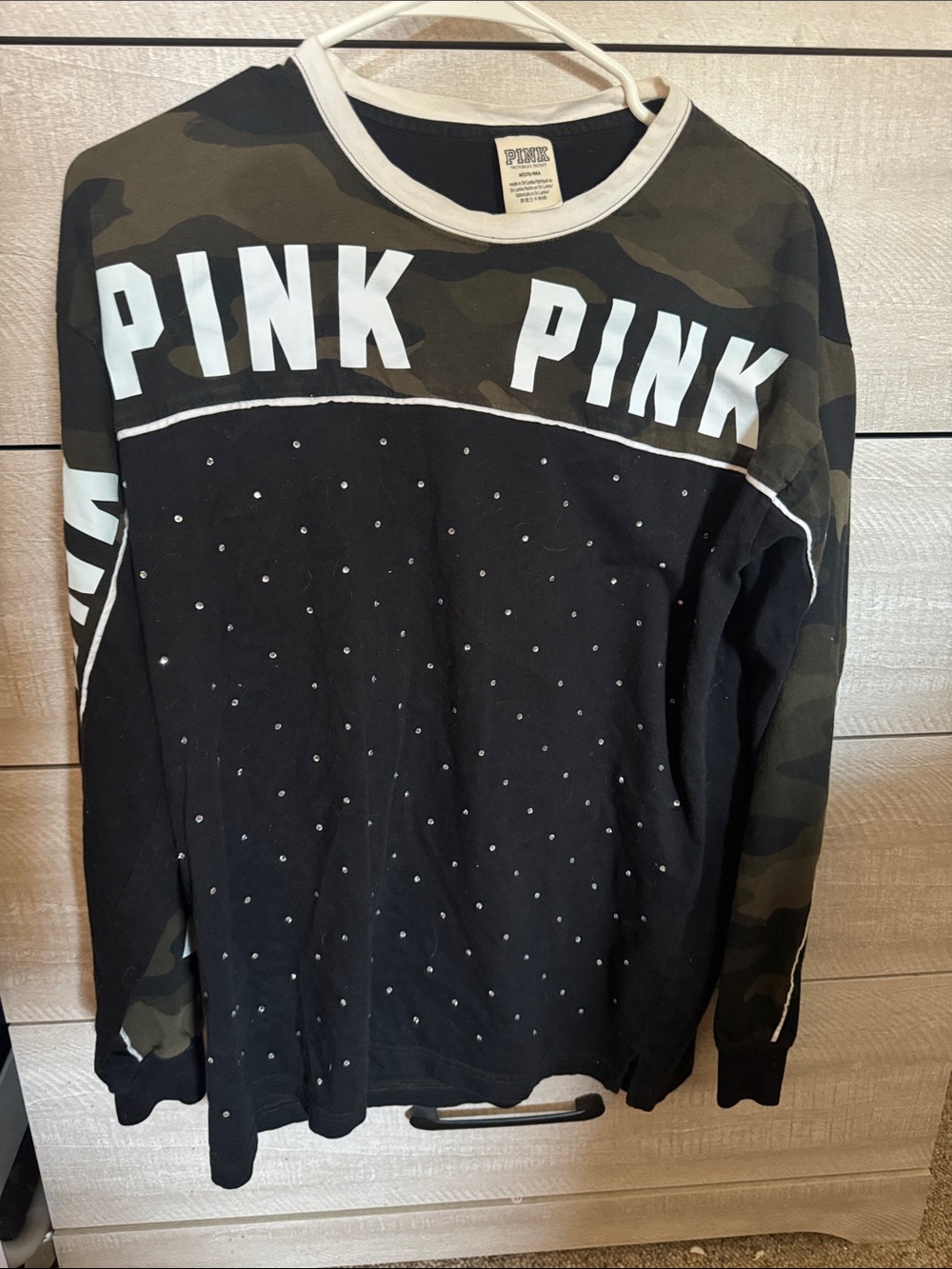 PINK Victoria's Secret Black and Olive Camo Long Sleeve Tee